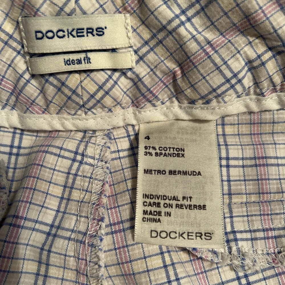 Ladies Dockers - Picture 6 of 8